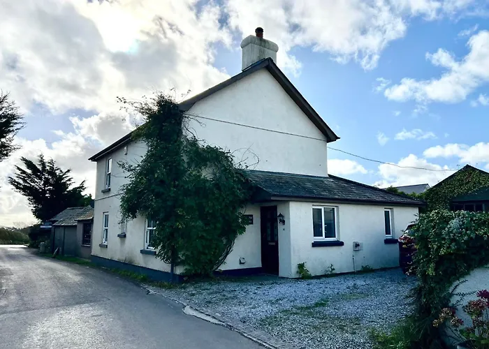 The Old Bakery, In The Heart Of St Ann\'S Chapel